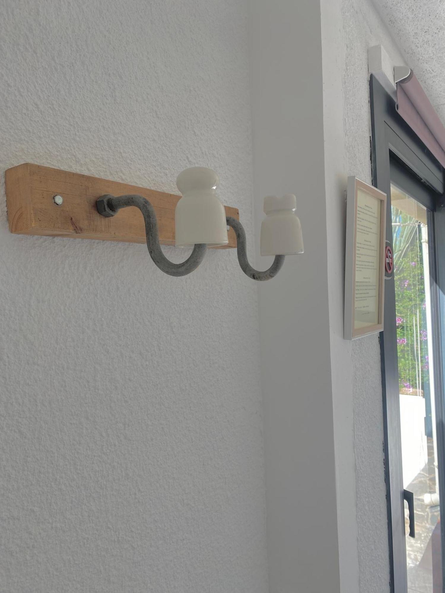 Torre Costa Brava Apartman Garrigás Szoba fotó